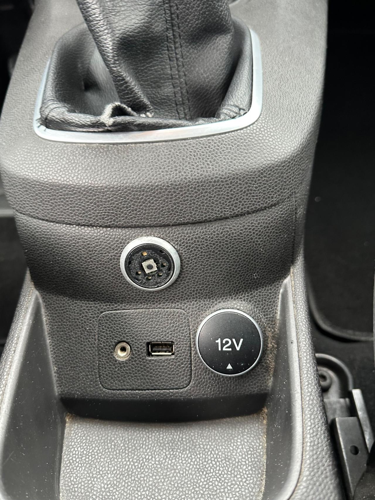 Ford Fiesta 1.4 5p. Bz.- GPL Titanium 2014