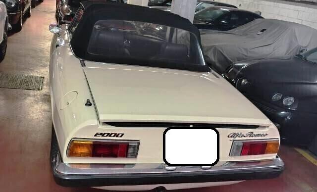 Alfa Romeo Spider 2000