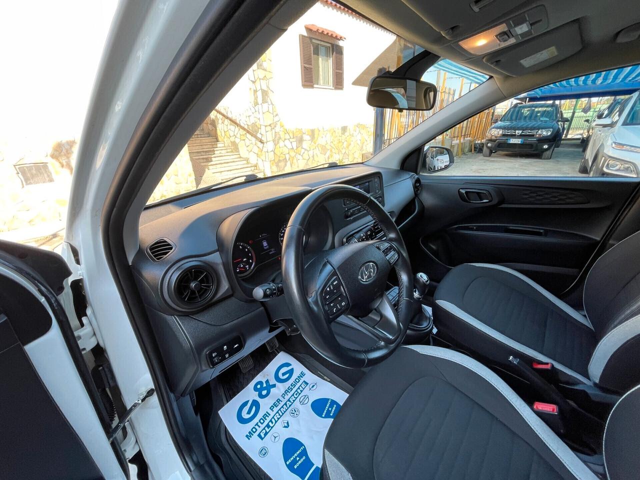 Hyundai i10 1.0 MPI Tech