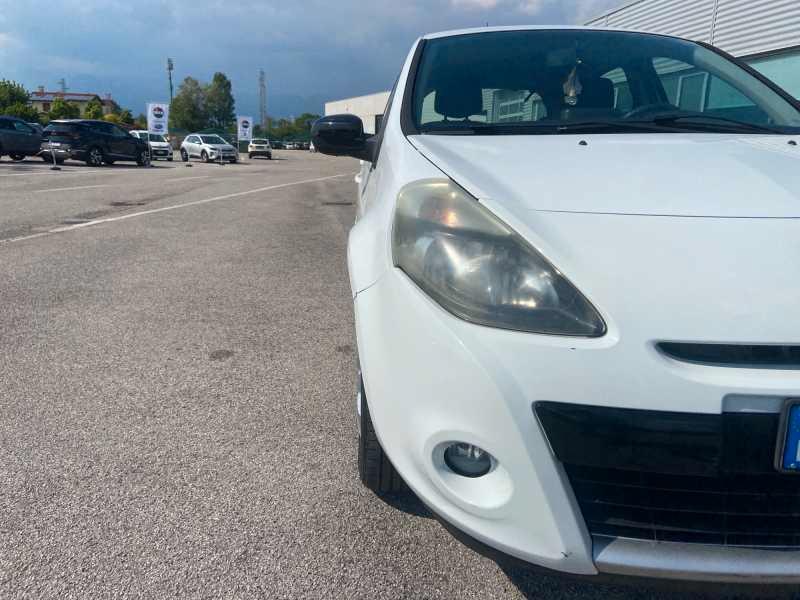 RENAULT Clio 5p 1.2 16v Dynamique