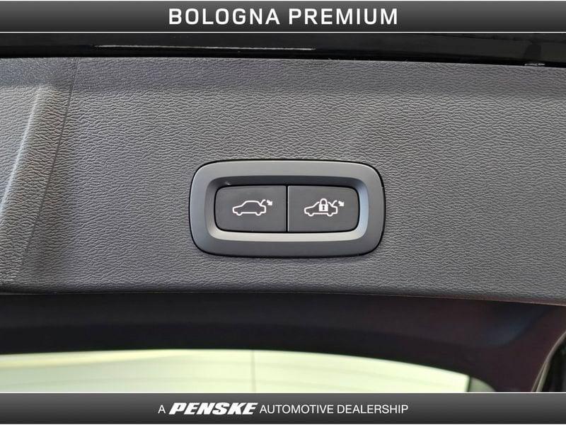 Volvo XC40 XC40 B3 automatico Core