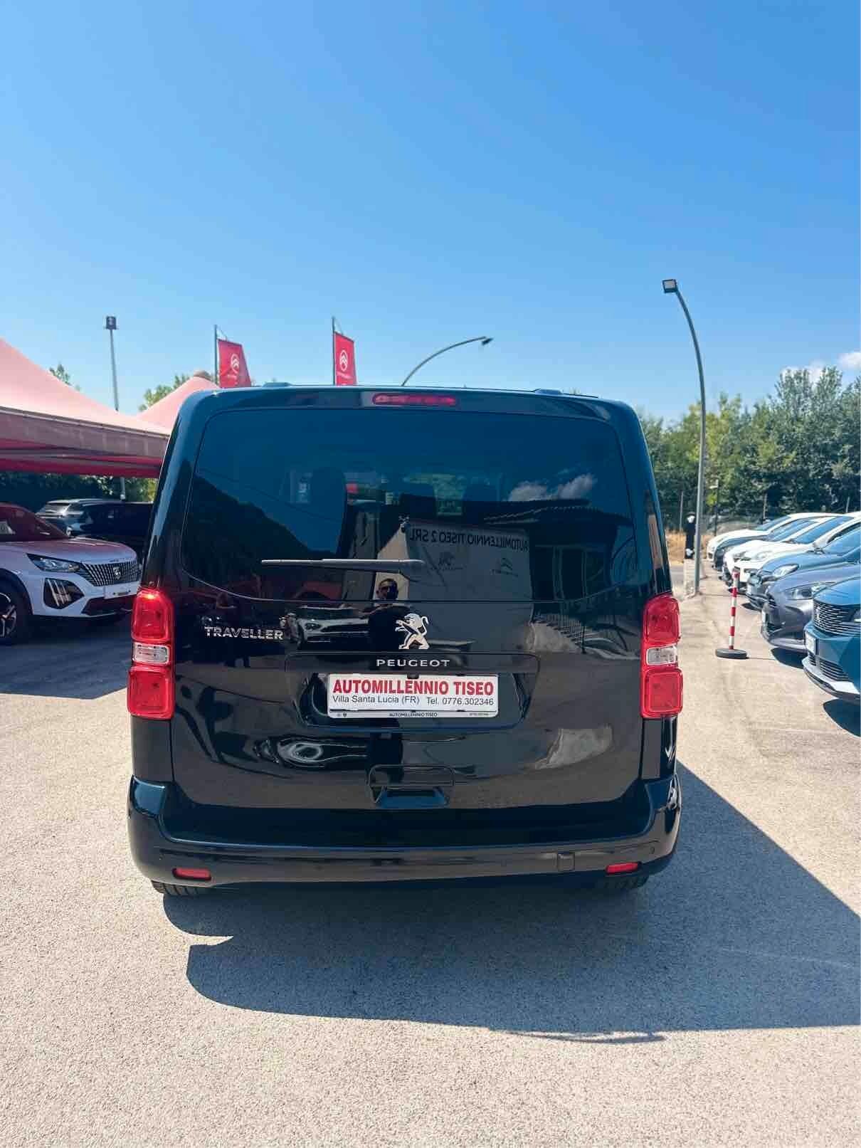 Peugeot Traveller BlueHDi 140 S&S EAT8 Standard Business