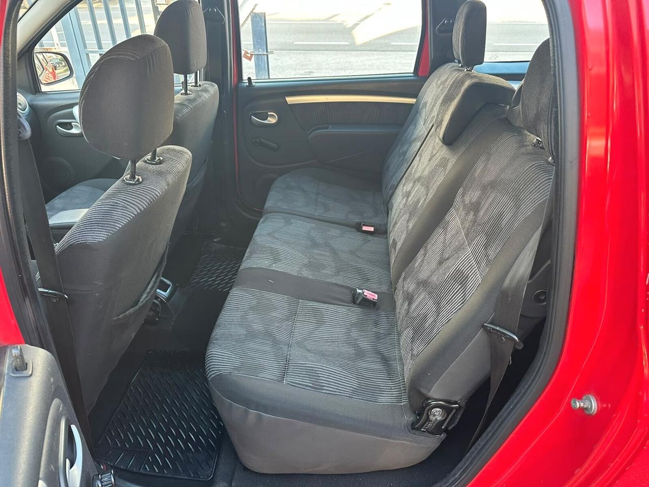 Dacia Logan MCV 1.5 dCi 85CV 7 posti Lauréate
