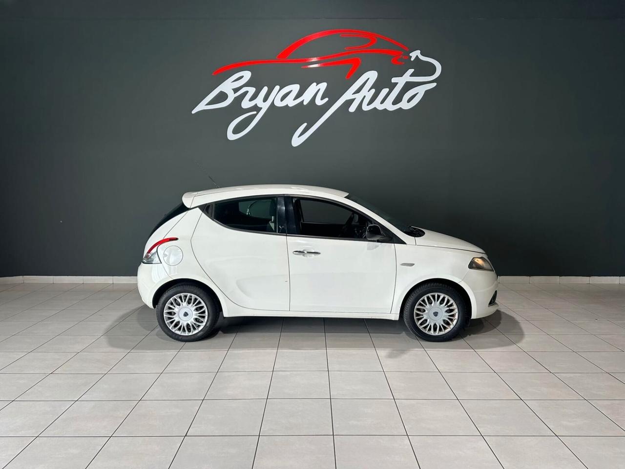 Lancia Ypsilon 1.2 69 CV 5 porte Gold (PER NEOPATENTATI)