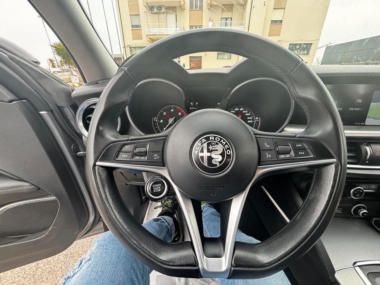 Alfa Romeo Stelvio 2.2 Turbodiesel 210 CV AT8 Q4 Executive