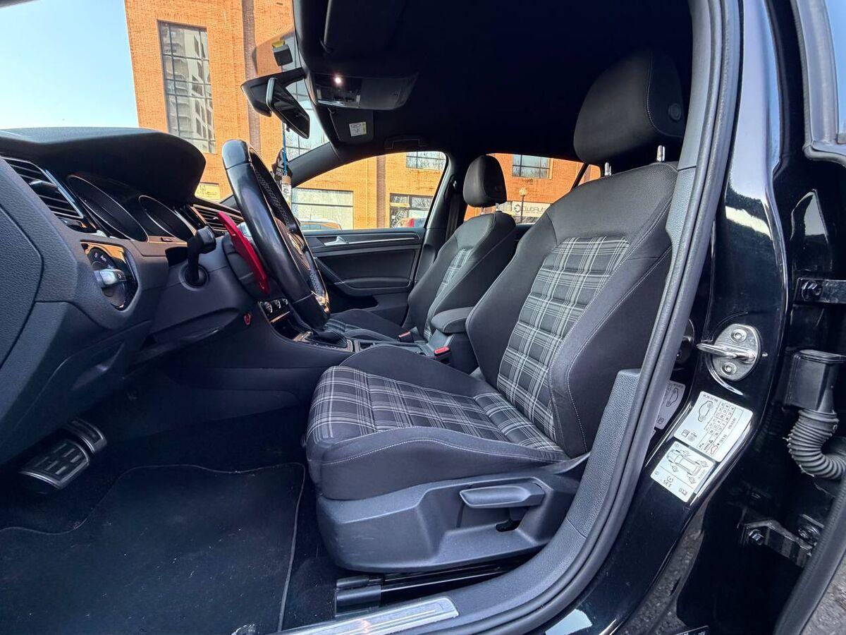 Volkswagen Golf 2.0 tdi Gtd 184cv dsg