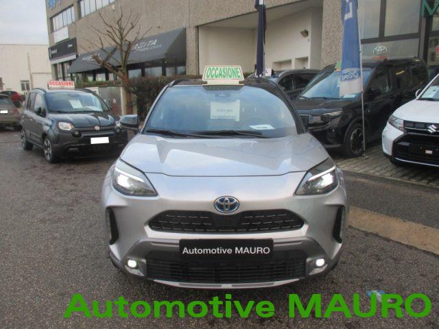 TOYOTA Yaris Cross 1.5 Hybrid 5p. E-CVT AWD-i Adventure