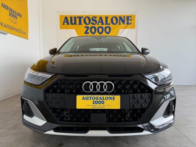 AUDI A1 citycarver 30 TFSI Identity Contrast NEOPATENTATI