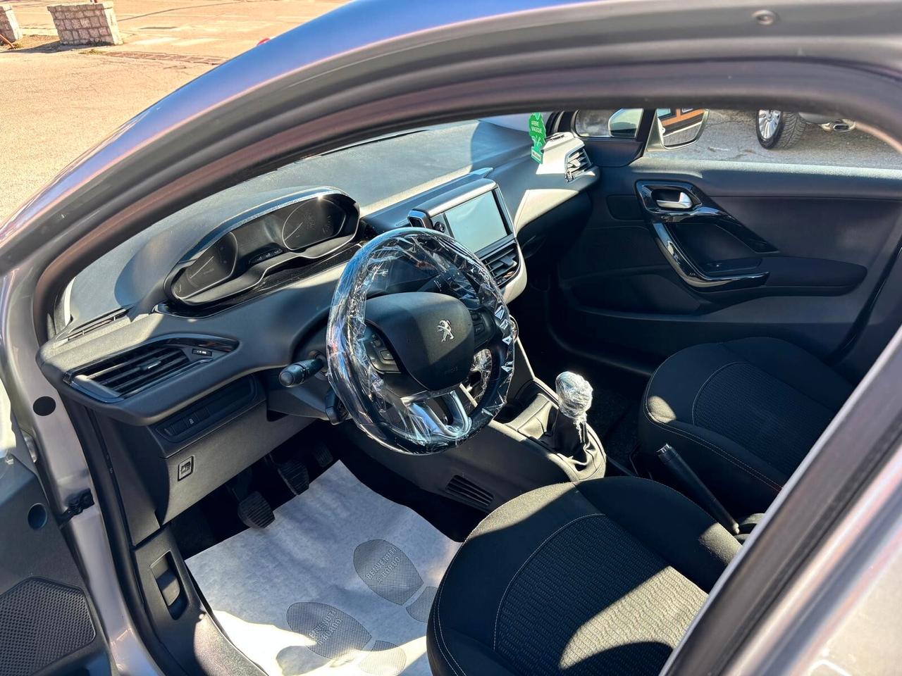 Peugeot 208 BlueHDi 75 5 porte Allure