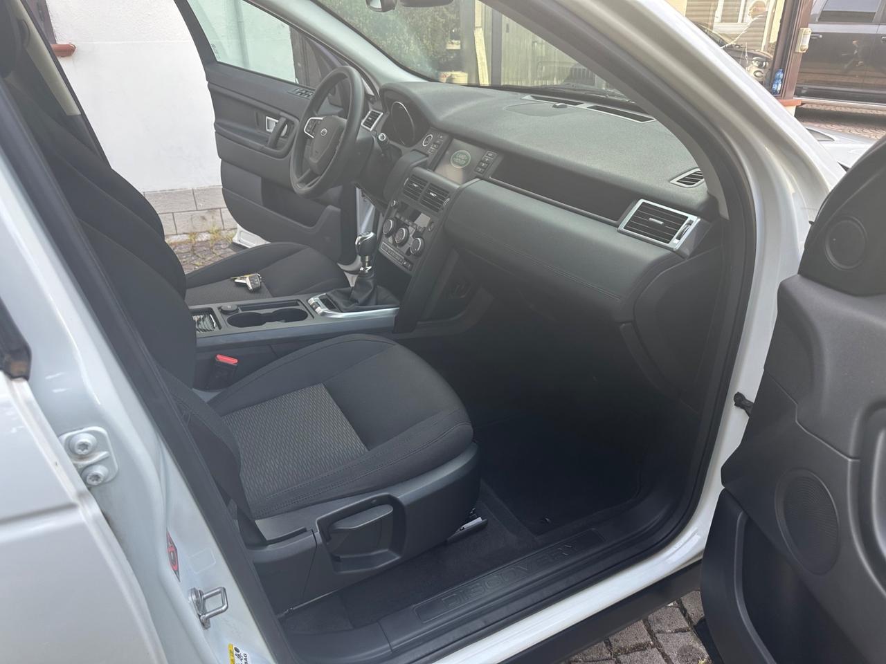 Land Rover Discovery Sport 2.0 TD4 150 CV HSE BELLISSIMO INTROVABILE CON SOLO 98.000 KM.