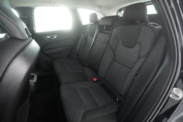 VOLVO XC60 XC60 B4 (d) automatico Core