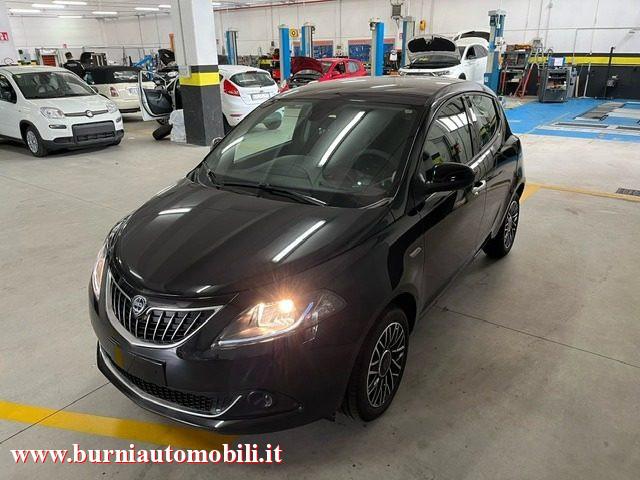 LANCIA Ypsilon 1.0 Hybrid Platino PREZZO VERO