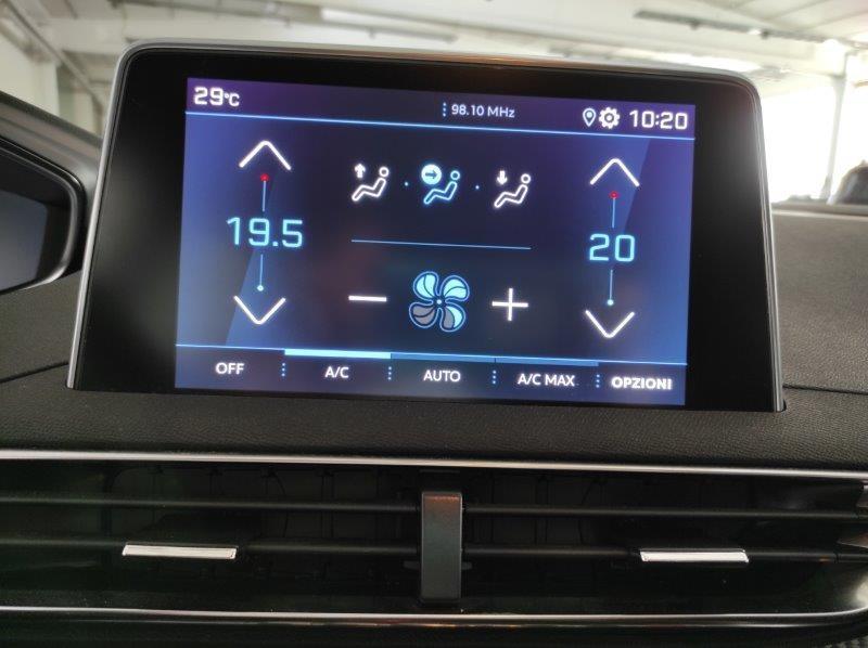 PEUGEOT 3008 2ª serie - 3008 PureTech Turbo 130 S&S Active