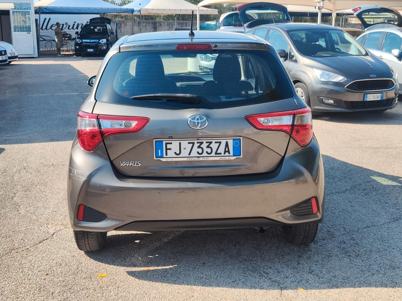 Toyota Yaris 1.0 5 porte Lounge del 2017