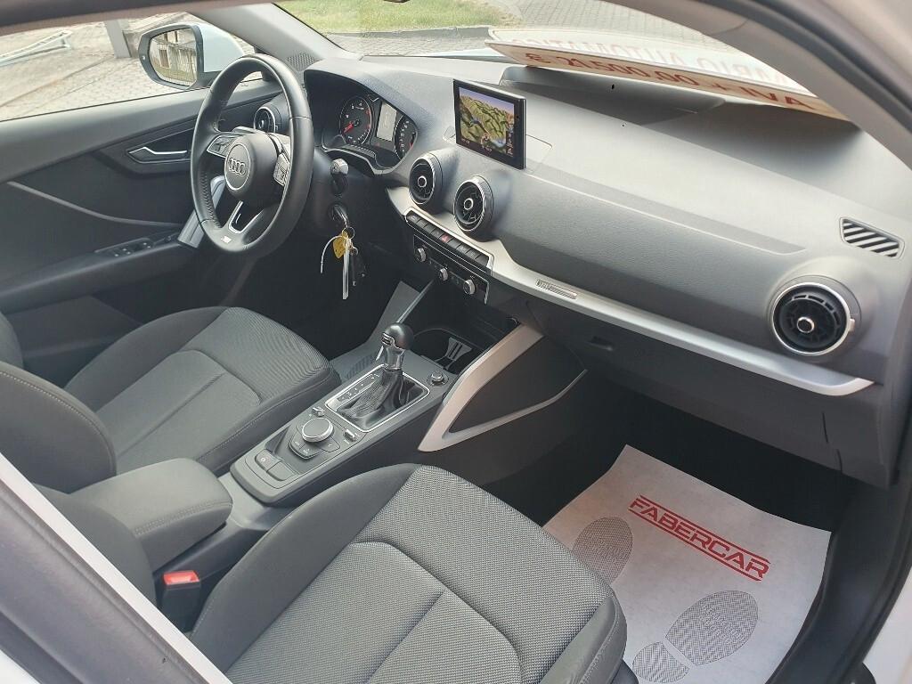 Audi Q2 30 TDI S tronic Business Design