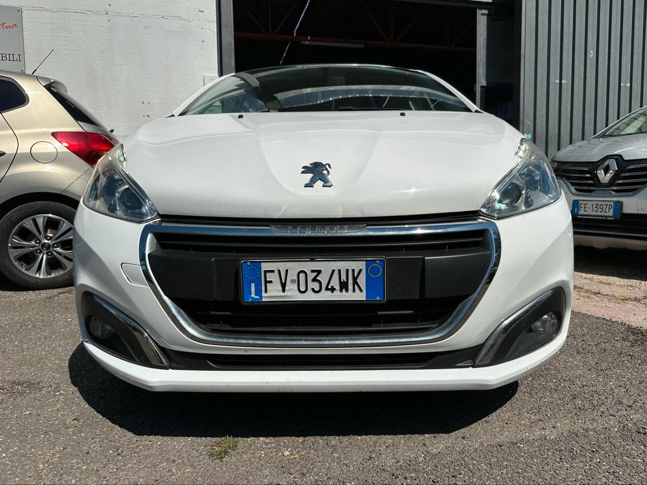 Peugeot 208 BlueHDi 75 5 porte Allure