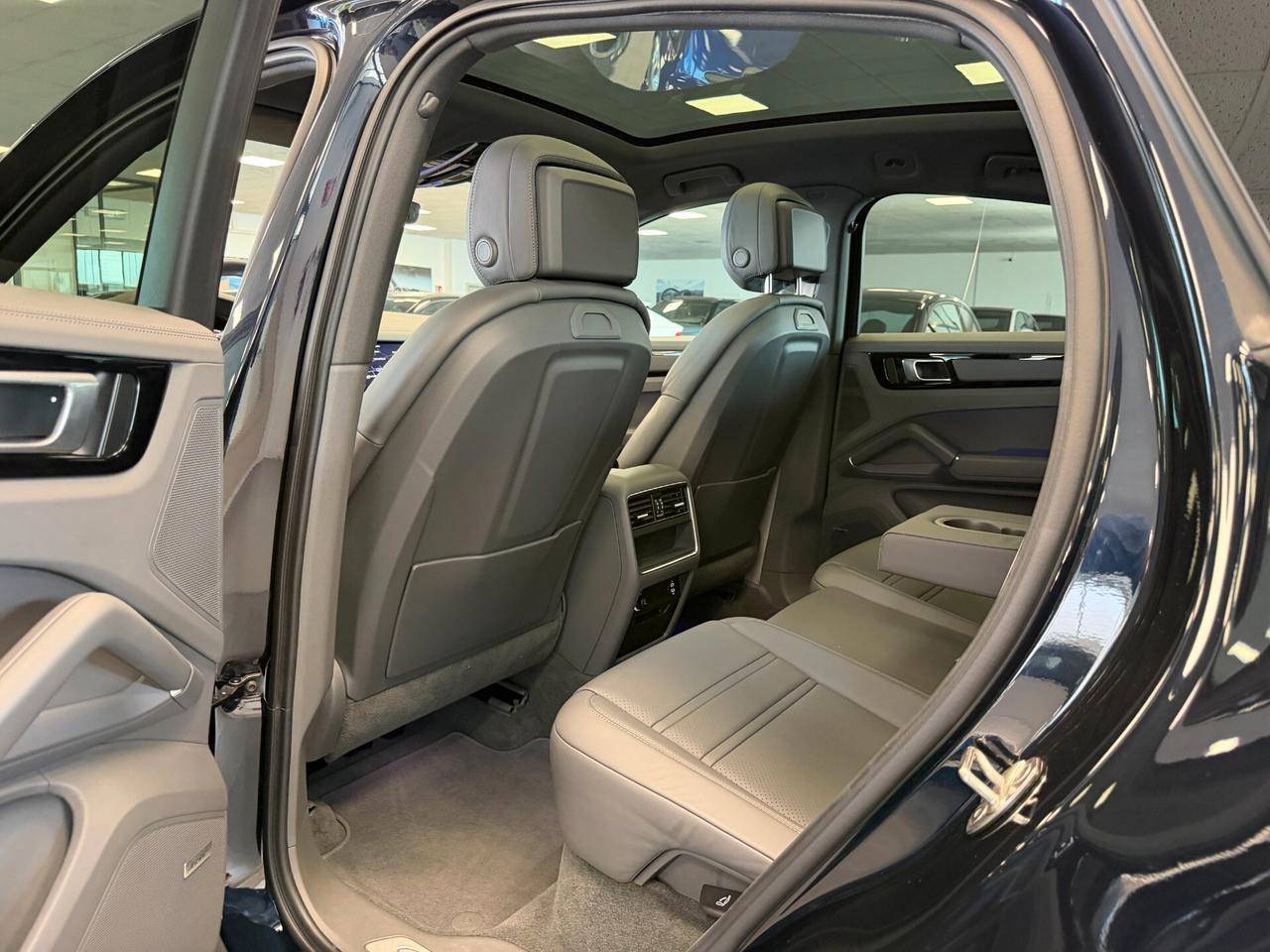 Porsche Cayenne 3.0 V6 Platinum Edition
