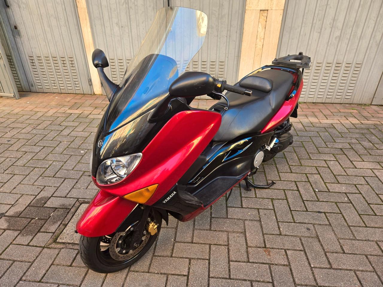 YAMAHA T-MAX 500