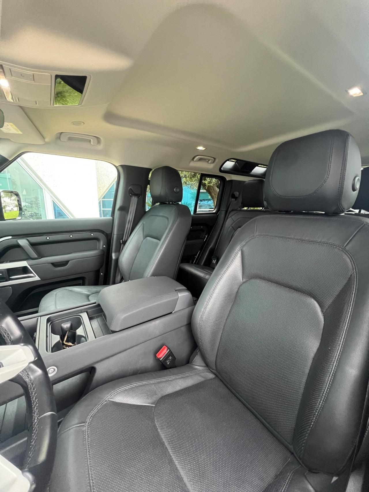 Land Rover Defender 110 3.0D I6 200 CV AWD Auto SE AUTOCARRO N1