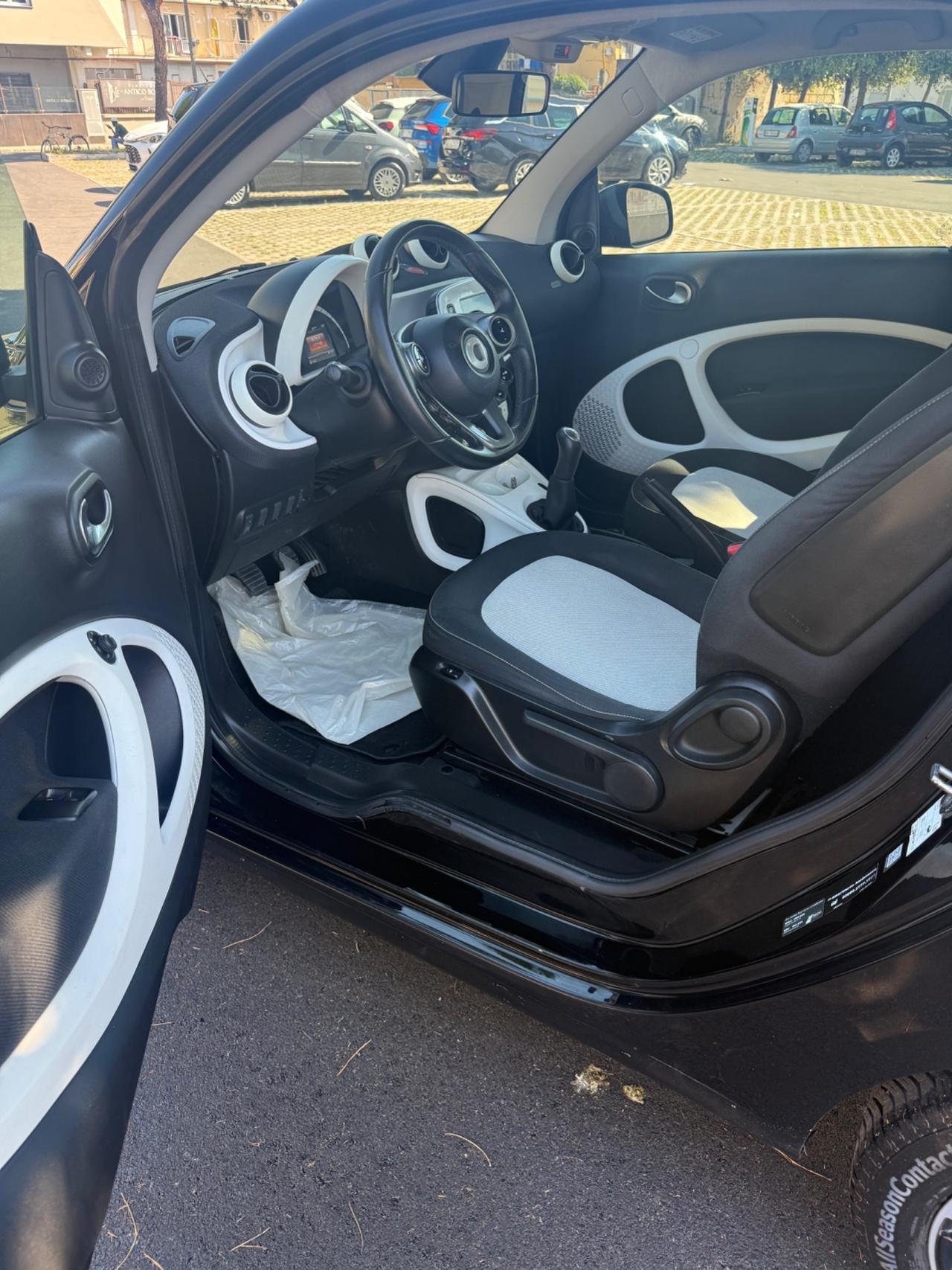 Smart ForTwo 70 1.0 Prime fari zero sinistri unico proprietario