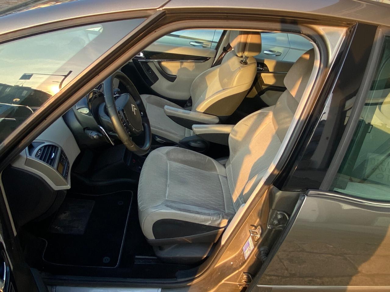 Citroen C4 Picasso 2.0 HDi 150 FAP Exclusive