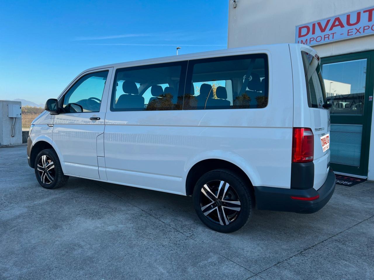 Volkswagen T6 Transporter 9 POSTI