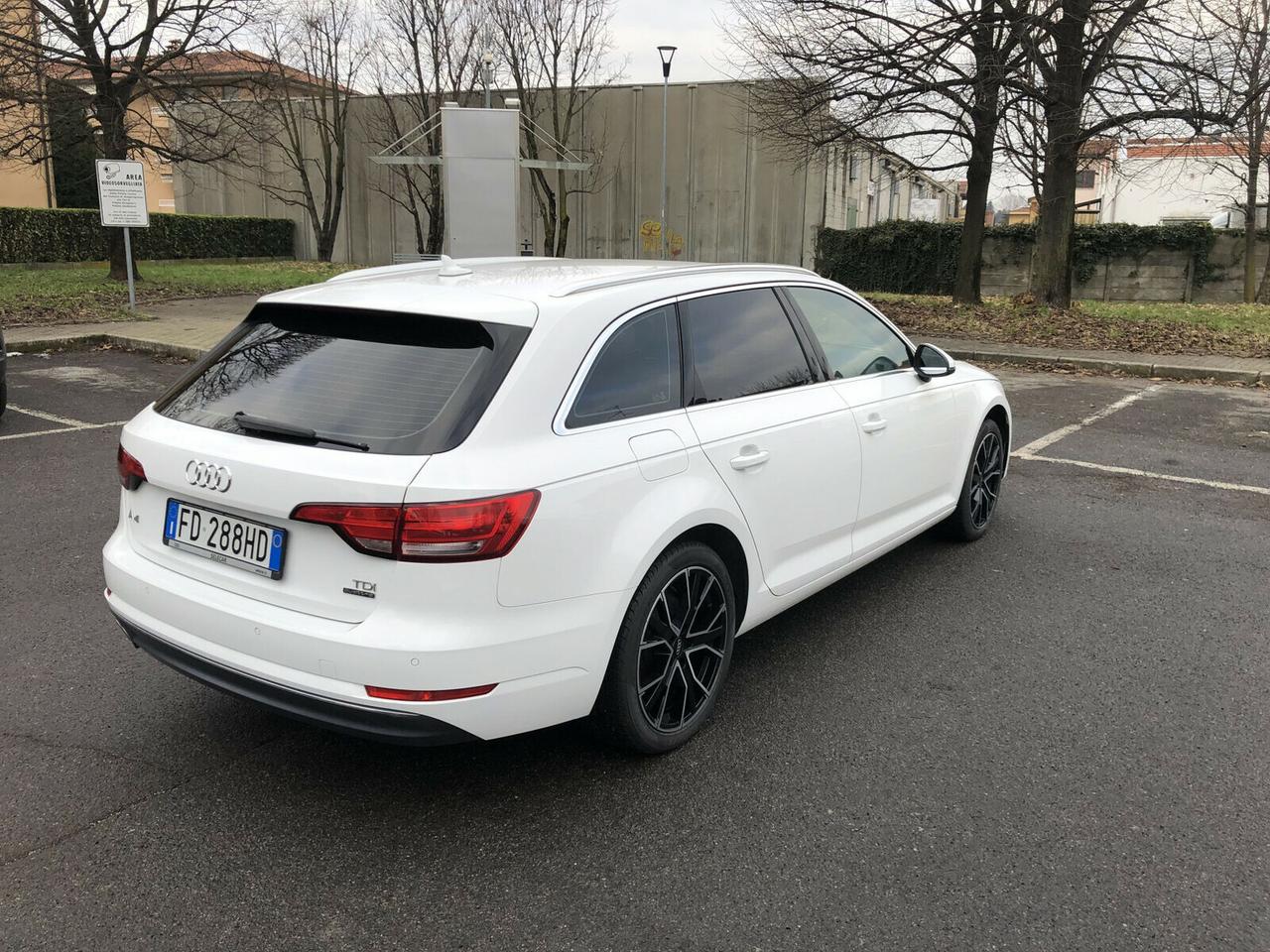 Audi A4 Avant 2.0 TDI 190 CV quattro Automatica