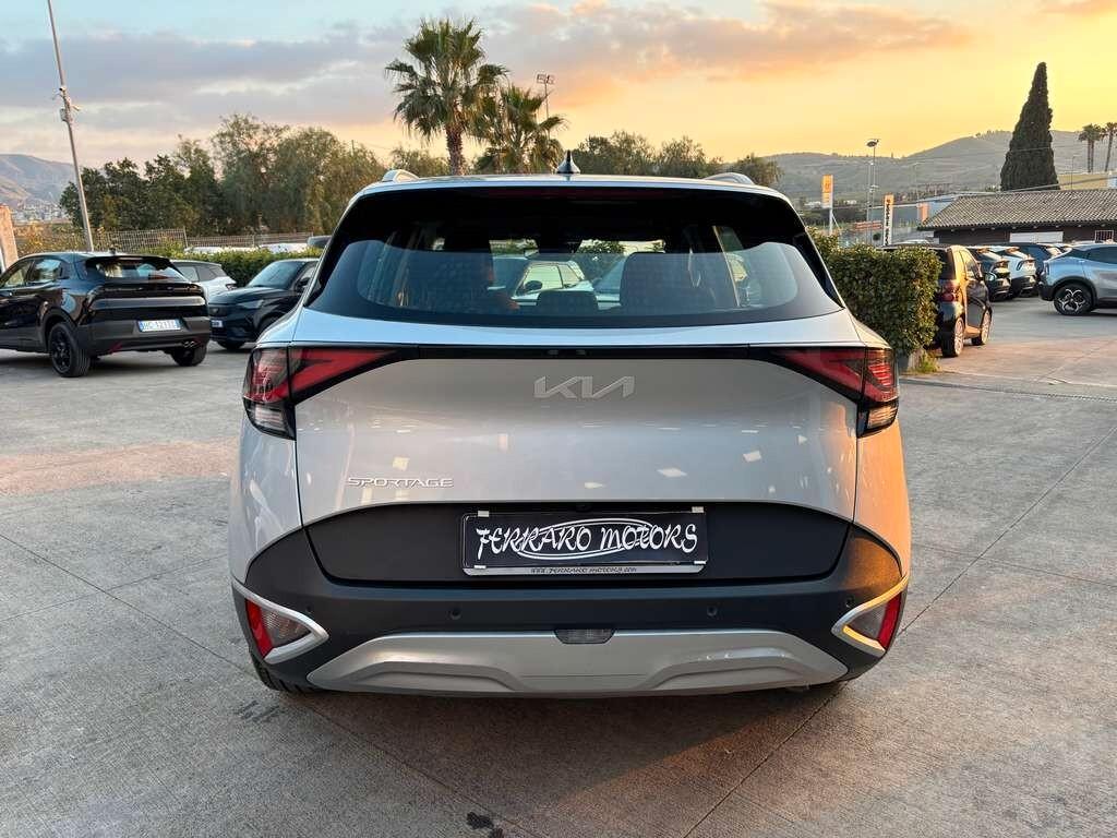 Kia Sportage 1.6 CRDi MHEV DCT 2024 / KM 38.000 Tua a solo 249 Euro al mese
