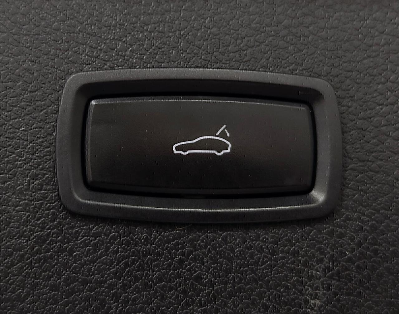 Porsche Macan 2.0 245cv Tetto Led