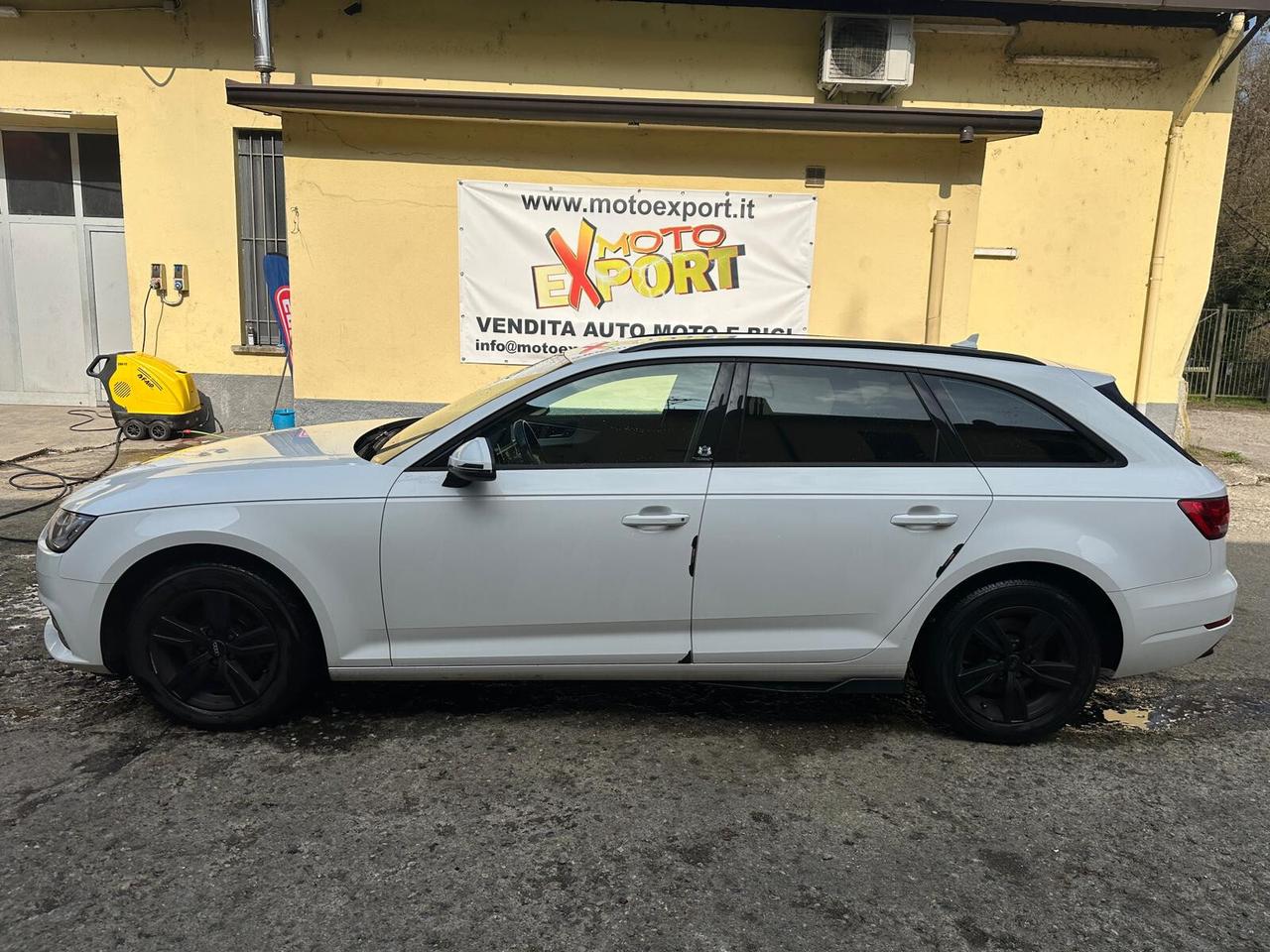 Audi A4 2.0 TDI 150 CV S tronic Business Sport