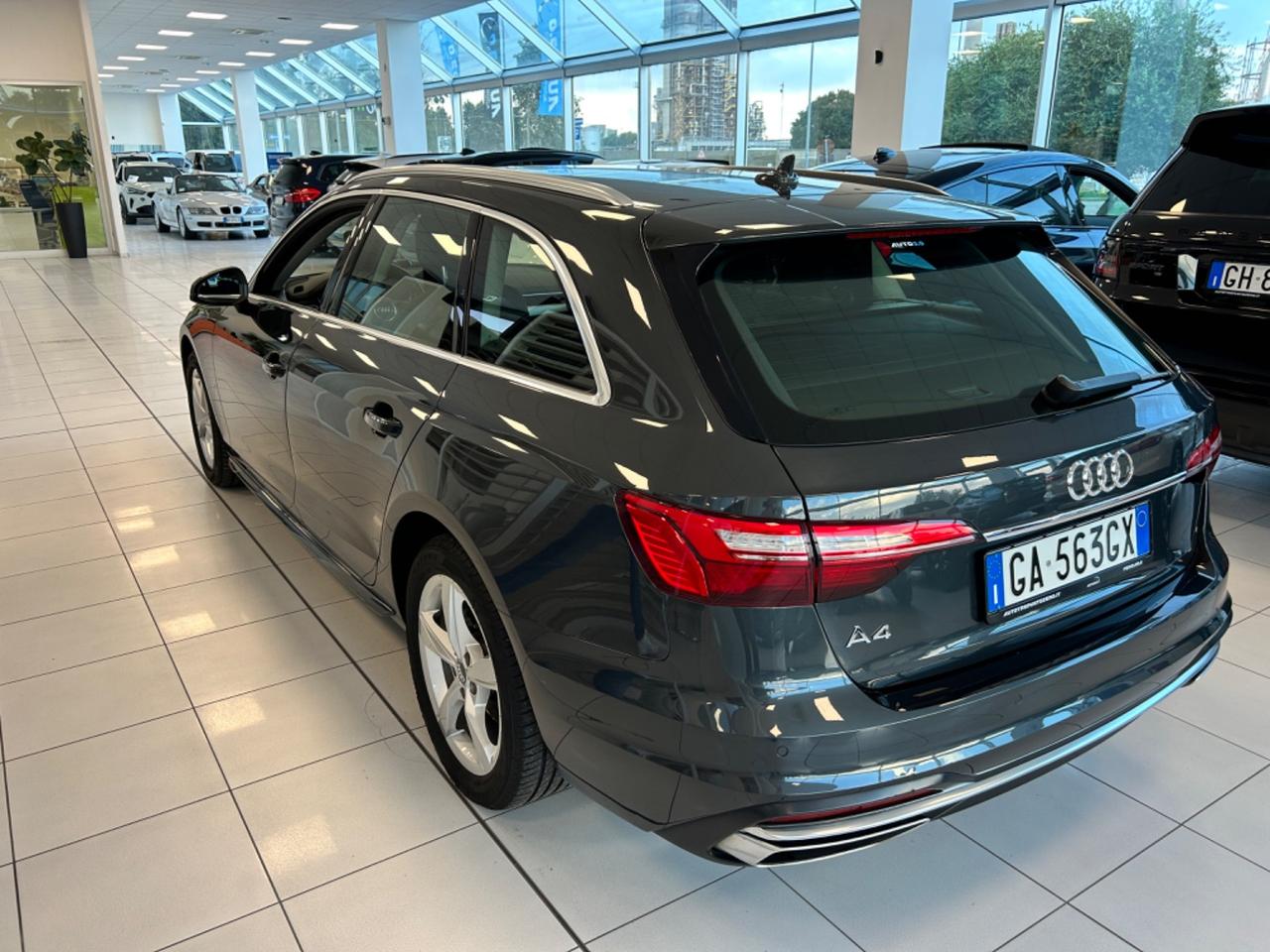 Audi A4 Avant 35 TFSI S tronic Business Advanced