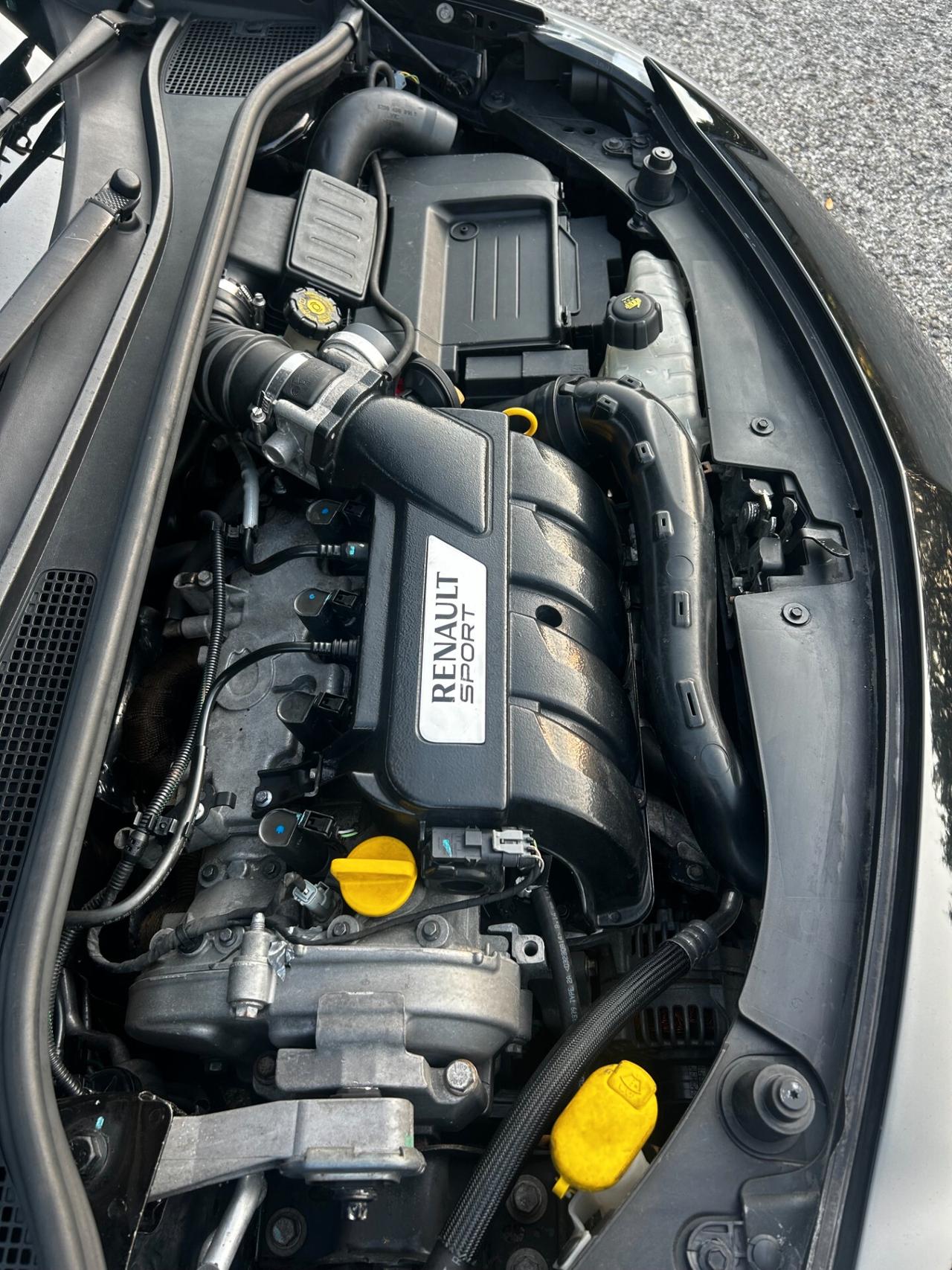 Renault Clio RS F1 Team R27