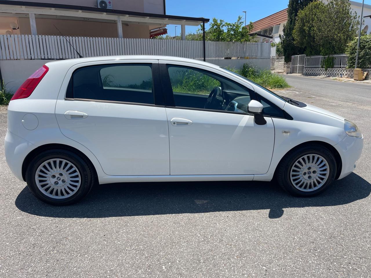 Fiat Grande Punto Grande Punto 1.3 MJT 90 CV 5 porte Dynamic automatica