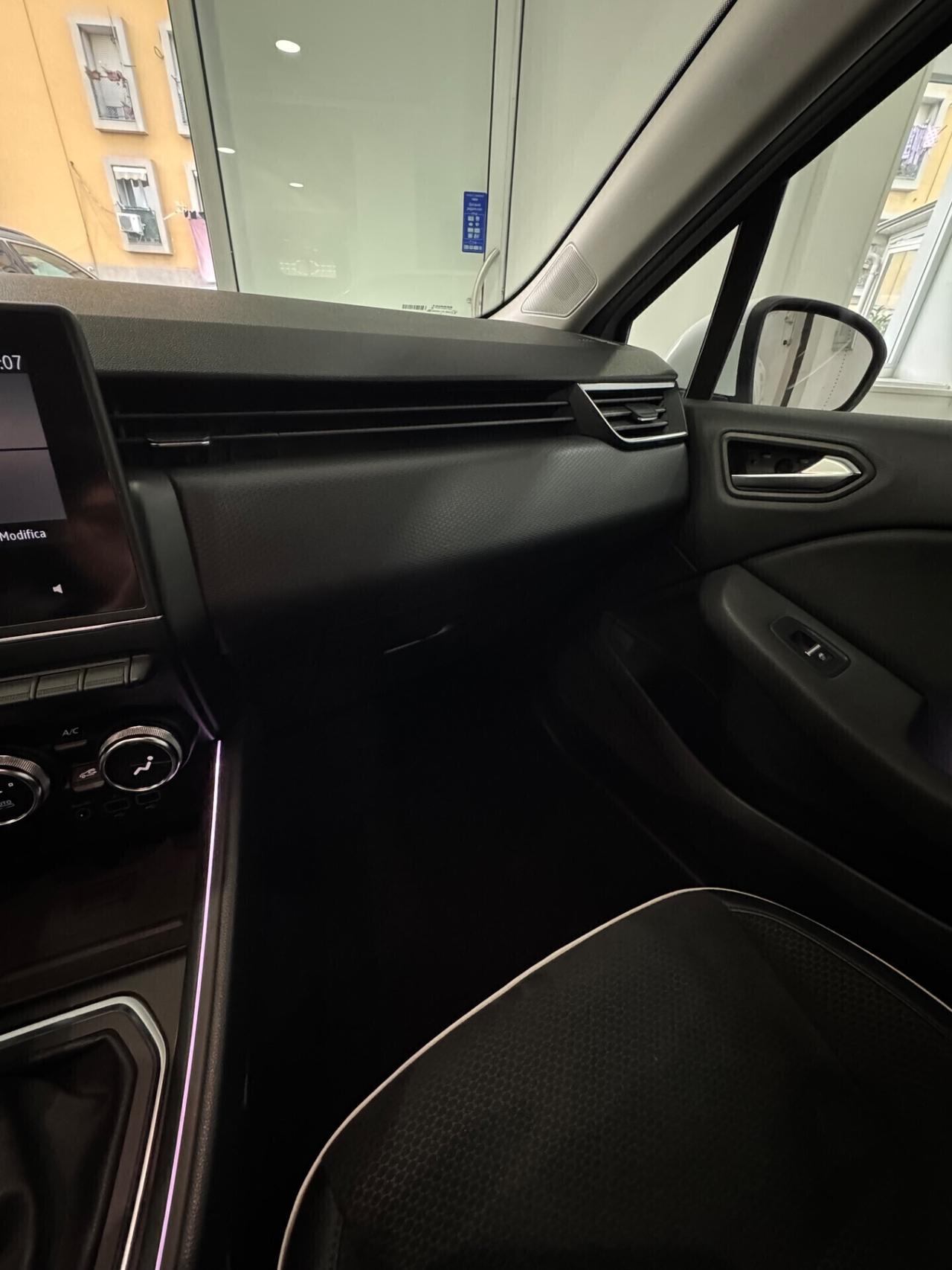 Renault Clio Hybrid E-Tech 140 CV 5 porte E-Tech