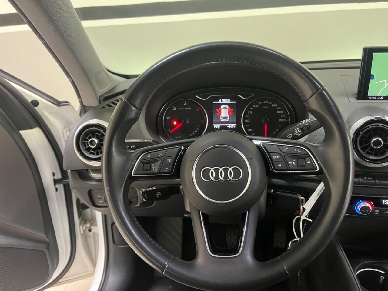 Audi A3 SPB 2.0 150cv TDI S tronic Sport