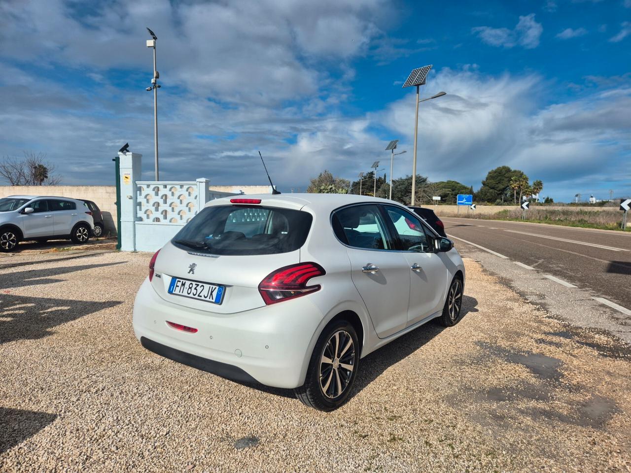 Peugeot 208 1.2 82 5 porte Allure 91000 KM