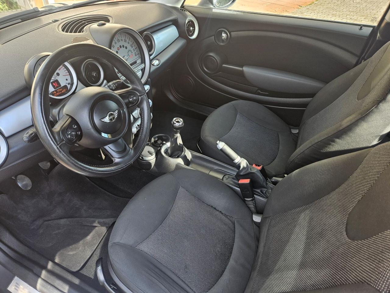 Mini Mini 1.6 16V Cooper D