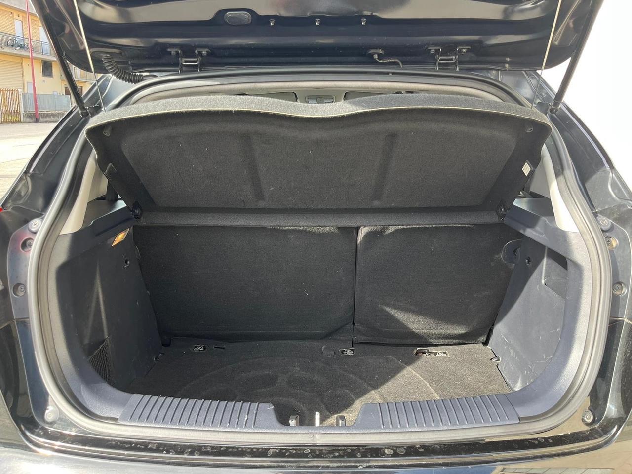 Kia Rio 1.1 CRDi 5p. Active 137000 km