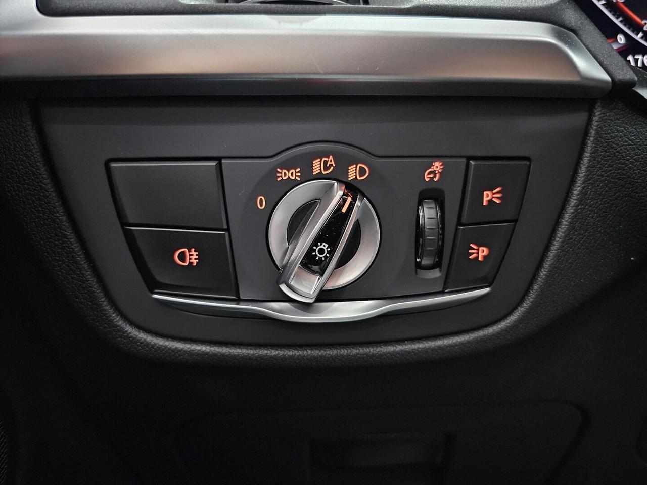 BMW X4 Xdrive 20d mhev Tetto cam Nav PDC Full LED
