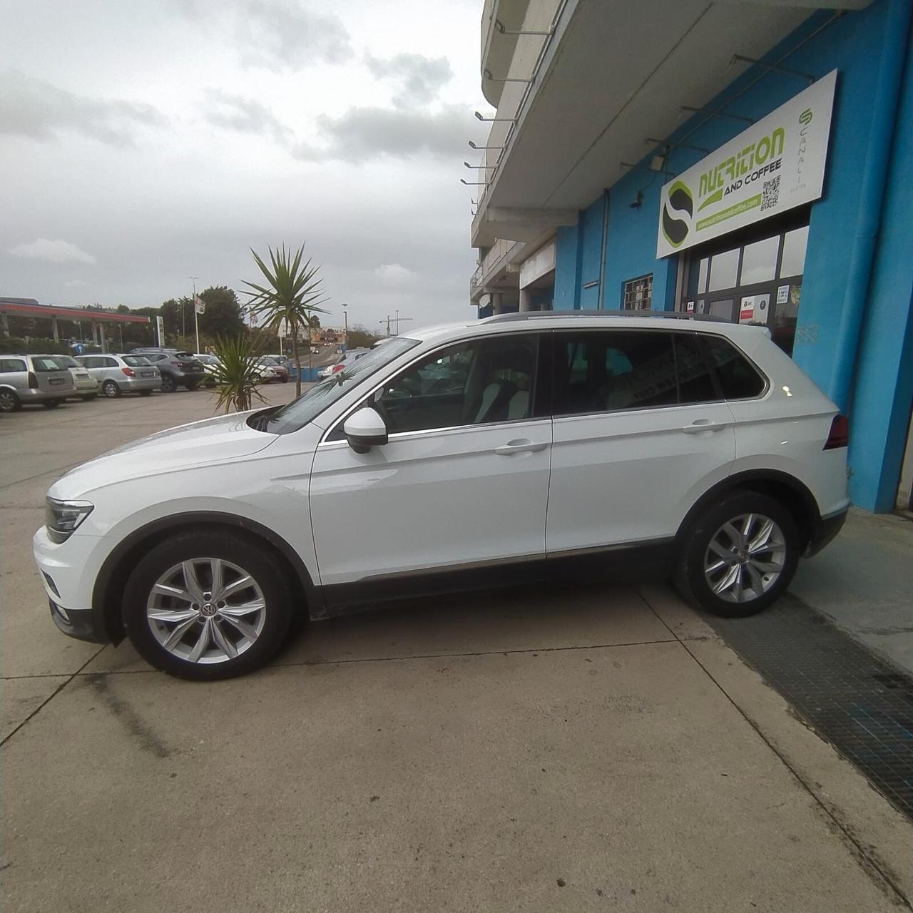 Volkswagen Tiguan 2.0 TDI SCR DSG 4MOTION Executive BMT