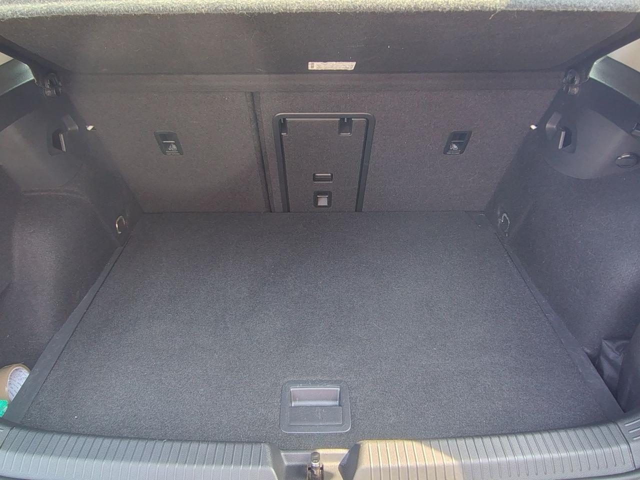 Volkswagen Golf 1st Edition Life #11215
