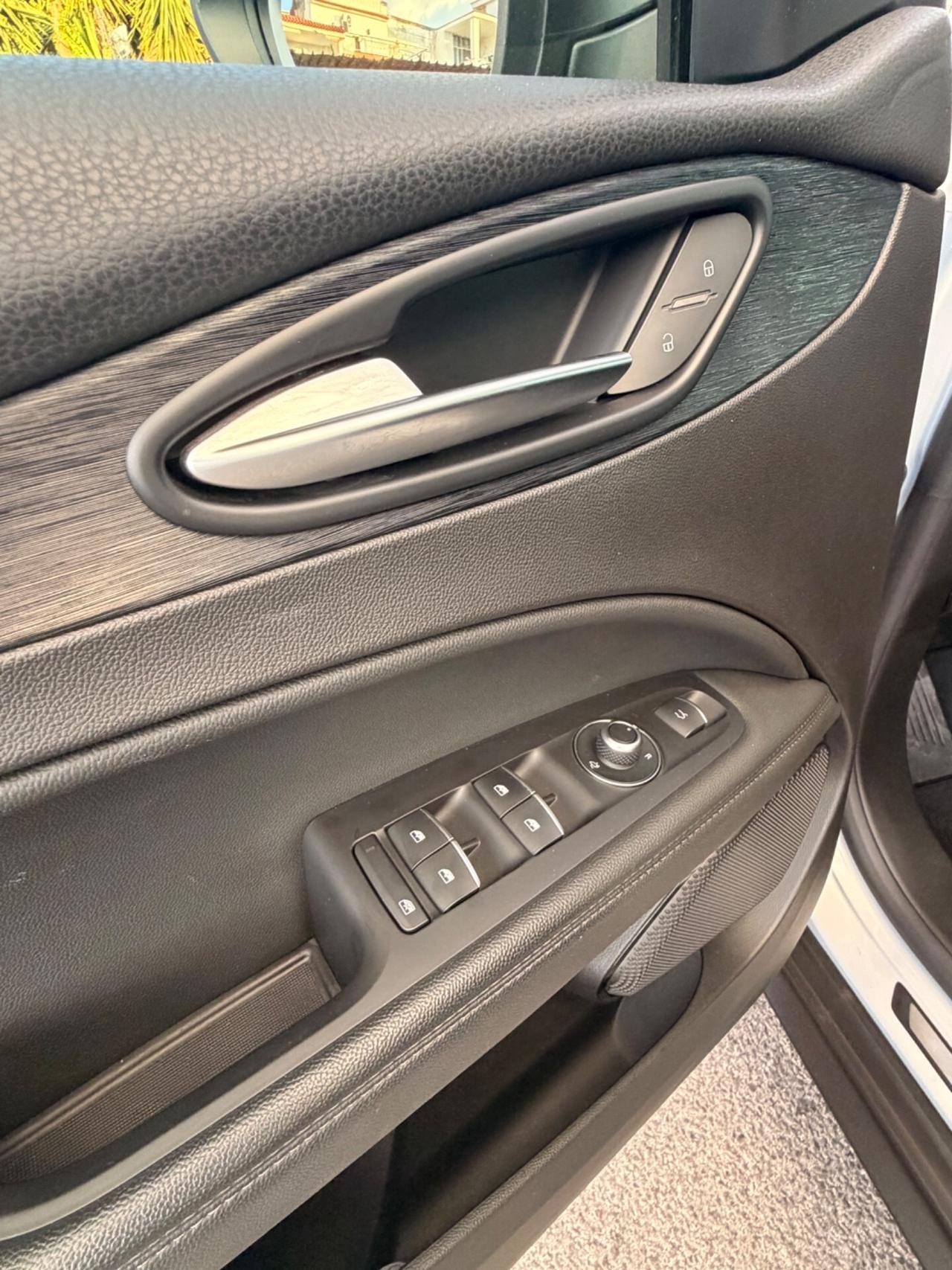 Alfa Romeo Stelvio 2.2 Turbodiesel 160 CV AT8 RWD Super Business