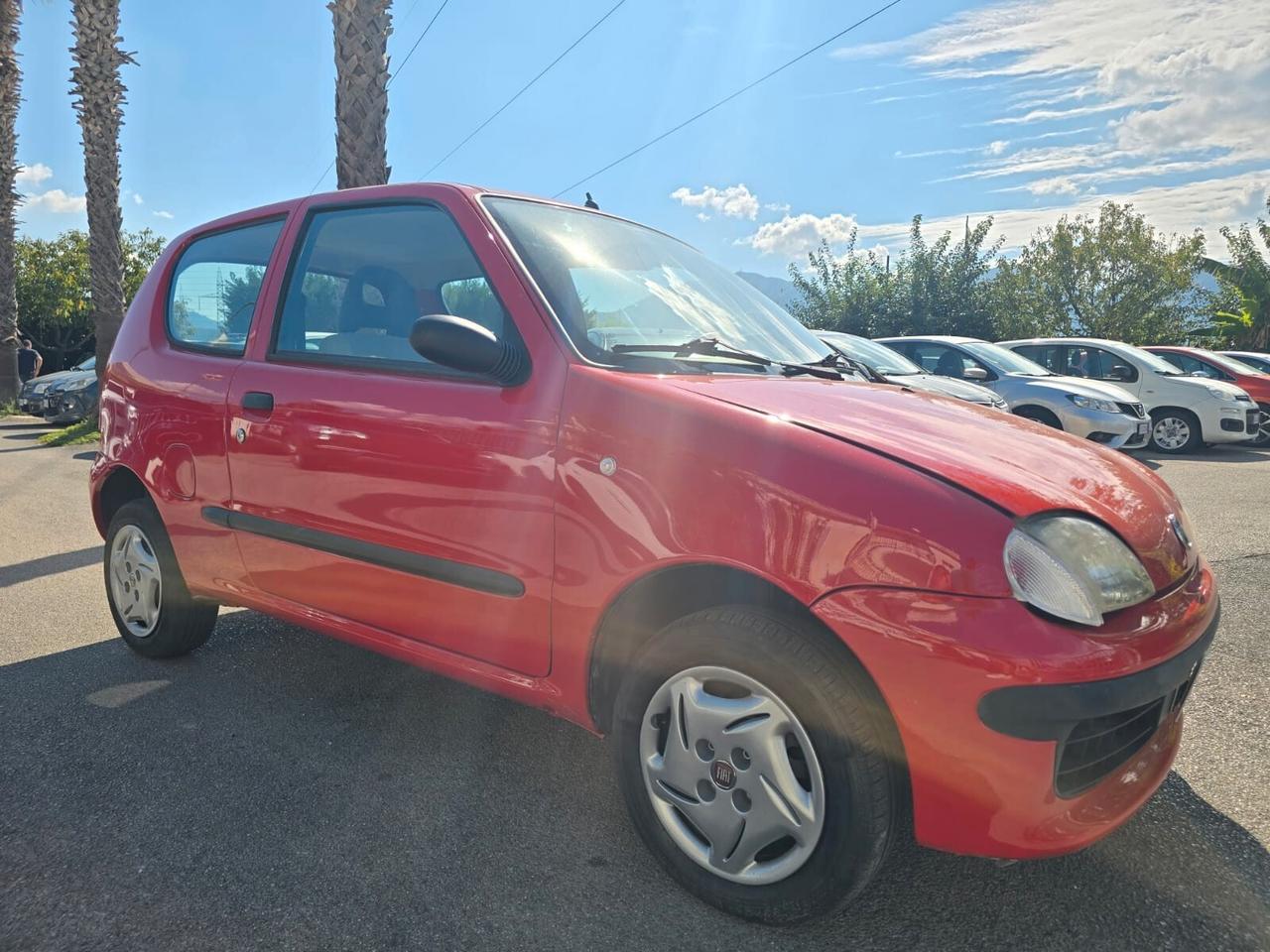 FIAT 600 1.0 BENZINA CON CLIMA NEOPATENTATI