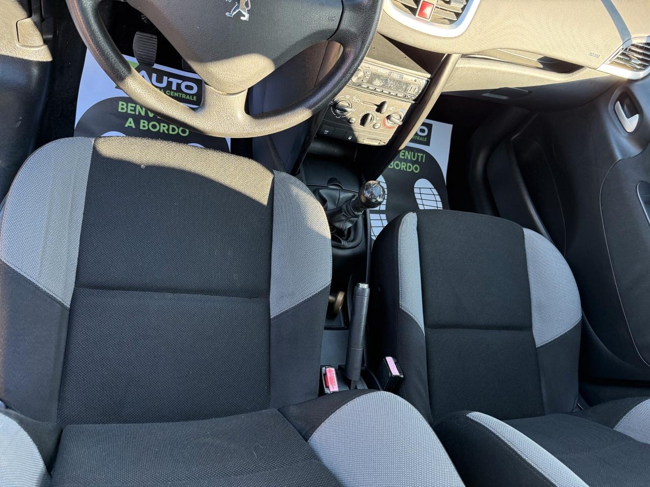 Peugeot 207 1.4 8V 75CV 5p. X Line ECO GPL
