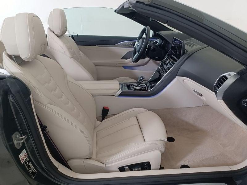 BMW Serie 8 G14 2018 Cabrio Diesel 840d Cabrio mhev 48V xdrive Individual Composition