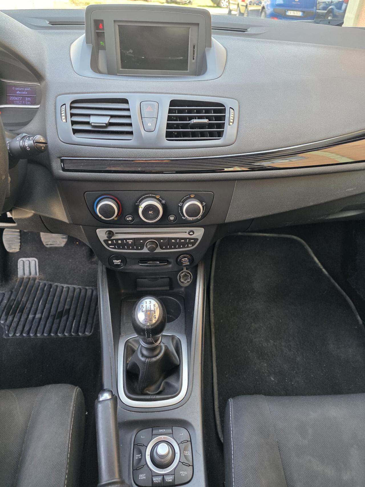 Renault Mégane 1.6 GpL SporTour 05-2012