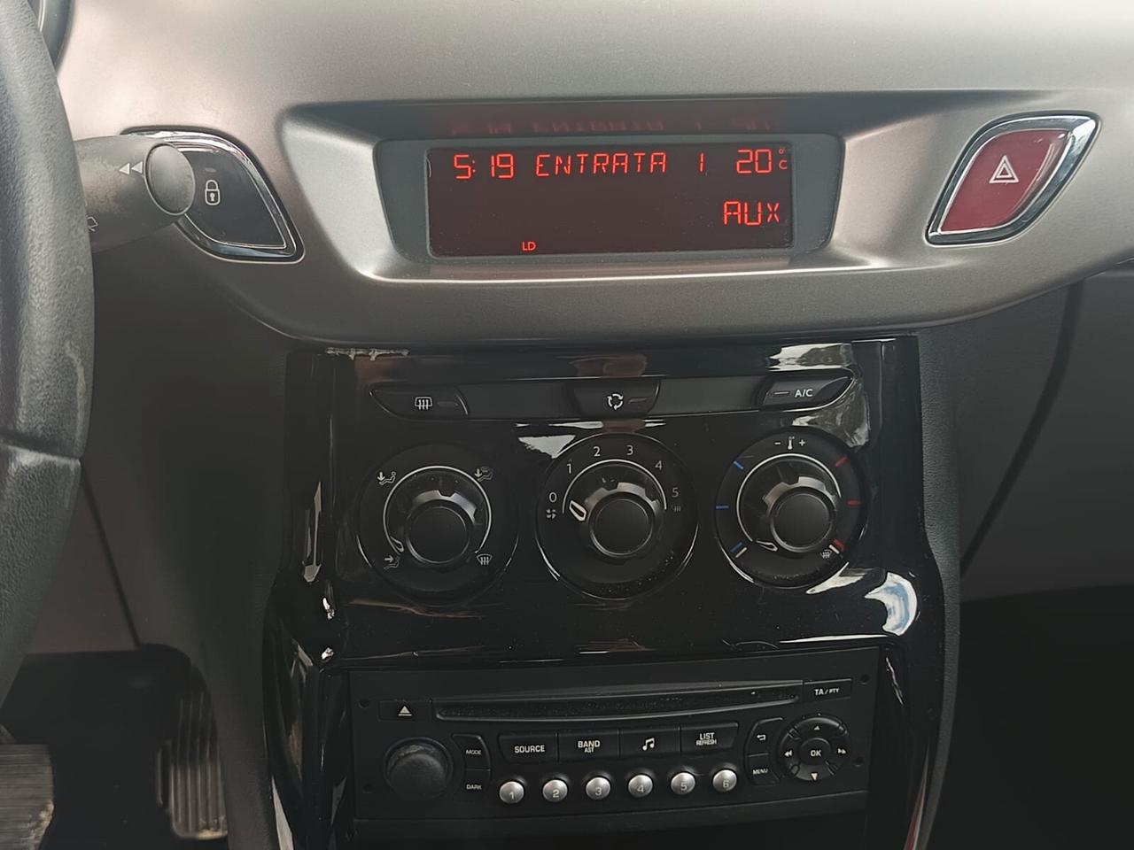 Citroen C3 2014 - 1.2 VTi benzina Lb automobili