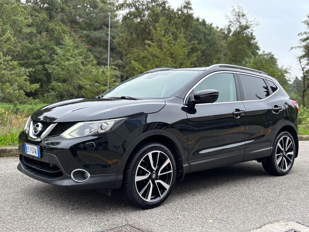 Nissan Qashqai 1.5 dCi Tekna*NAVI*TETTO*PELLE*360*