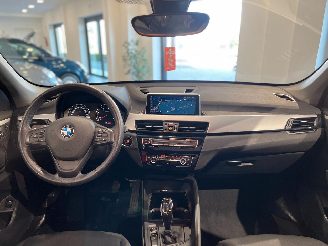 Bmw X1 sDrive18d Advantage TETTO