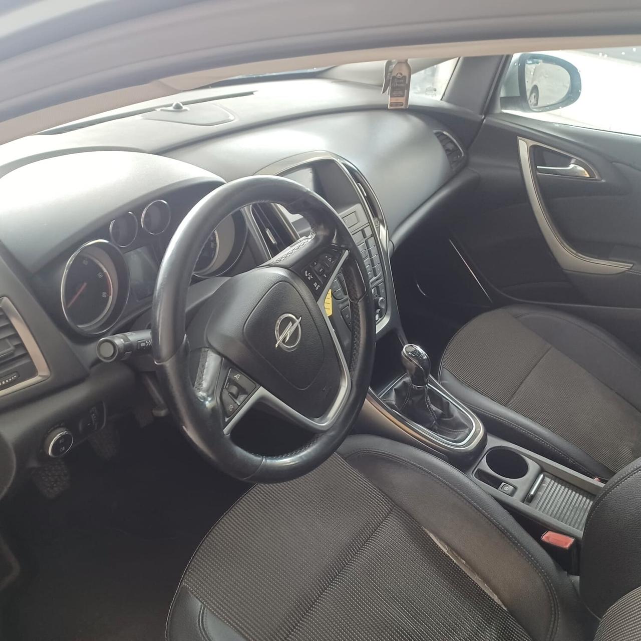 ECONOMICA OPEL ASTRA 1.7 TDI